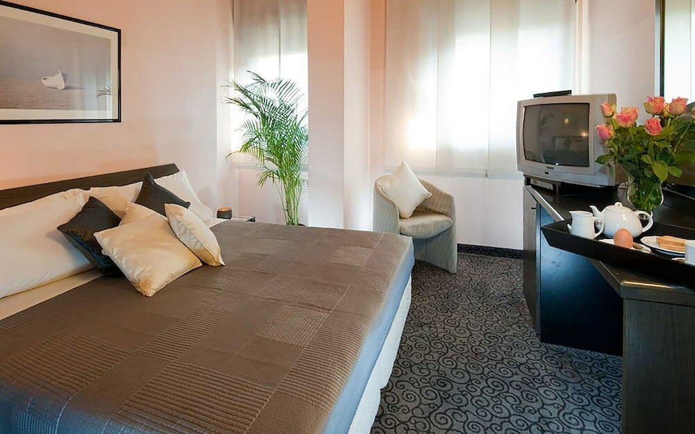 Фото Hotel Comtur