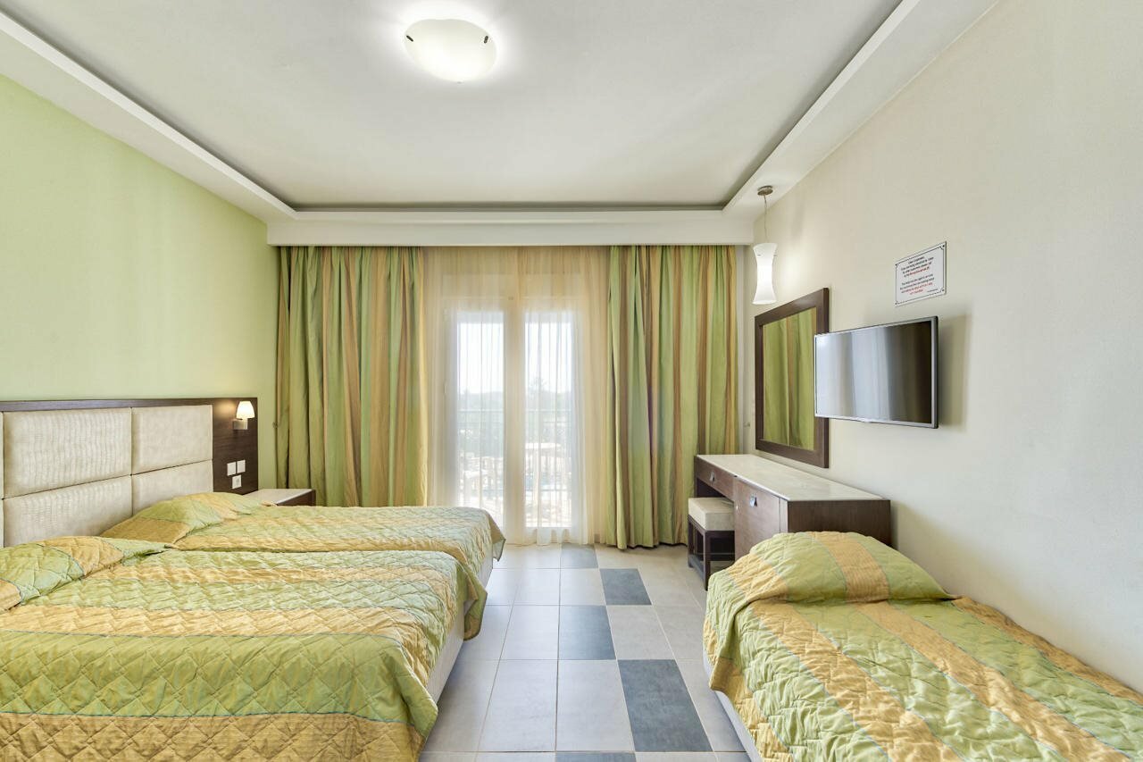 Фото Maritime Hotel Aparts