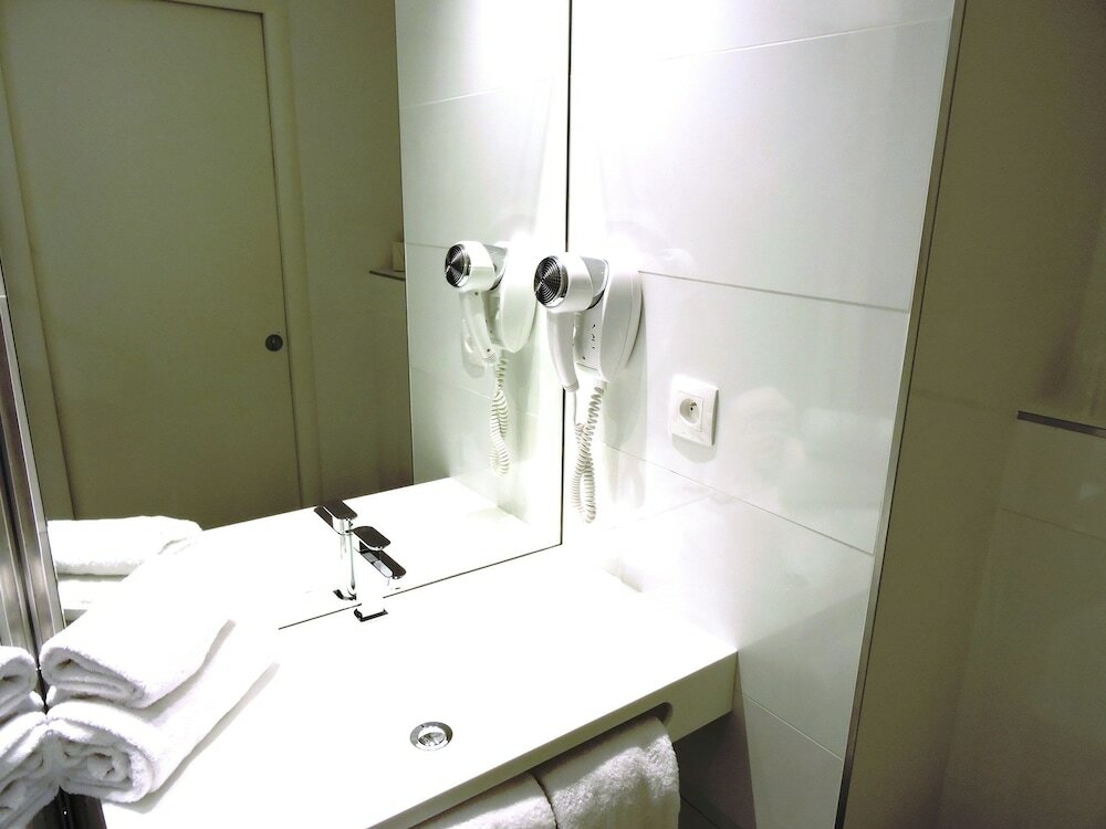 Фото Victoria Garden Bordeaux Centre