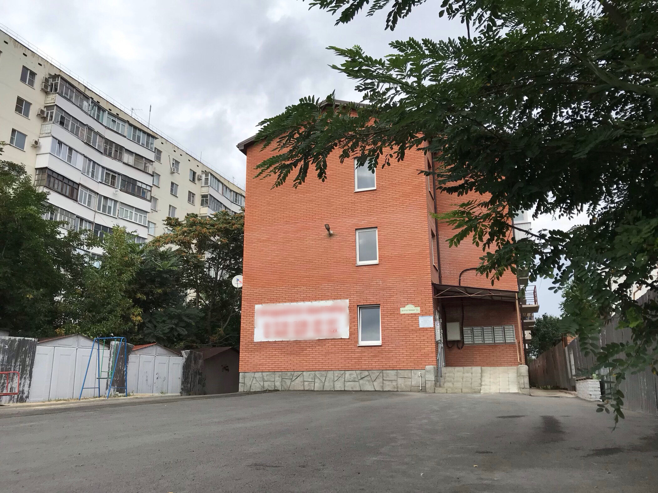 Фото Уютная студия с качелями в Приморском районе