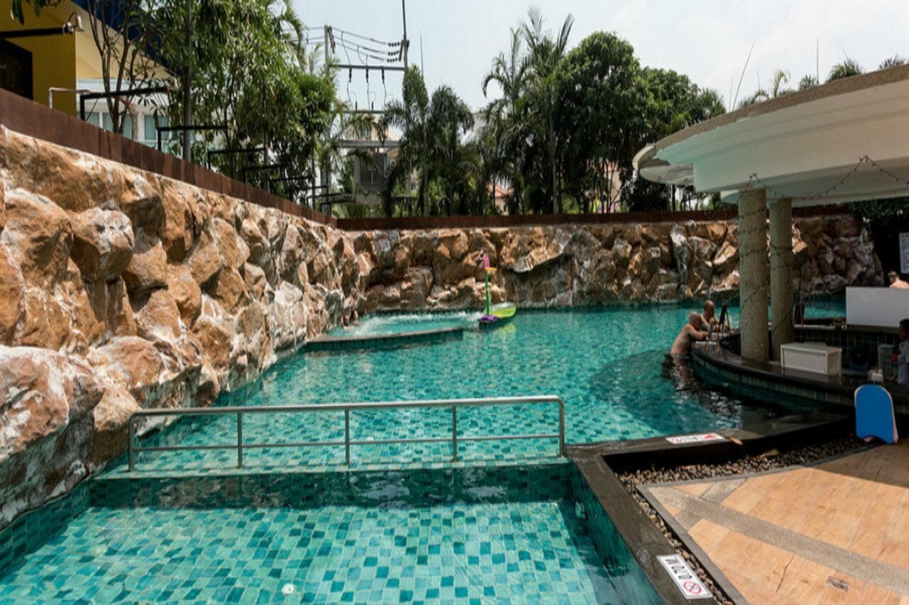 Фото Centara Nova Hotel Pattaya