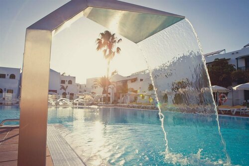 Внешний вид отеля Gloria Izaro Club Hotel в Тиасе, фото 5