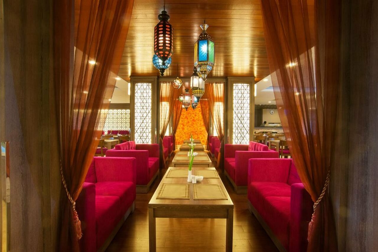 Фото Lombok Raya Hotel