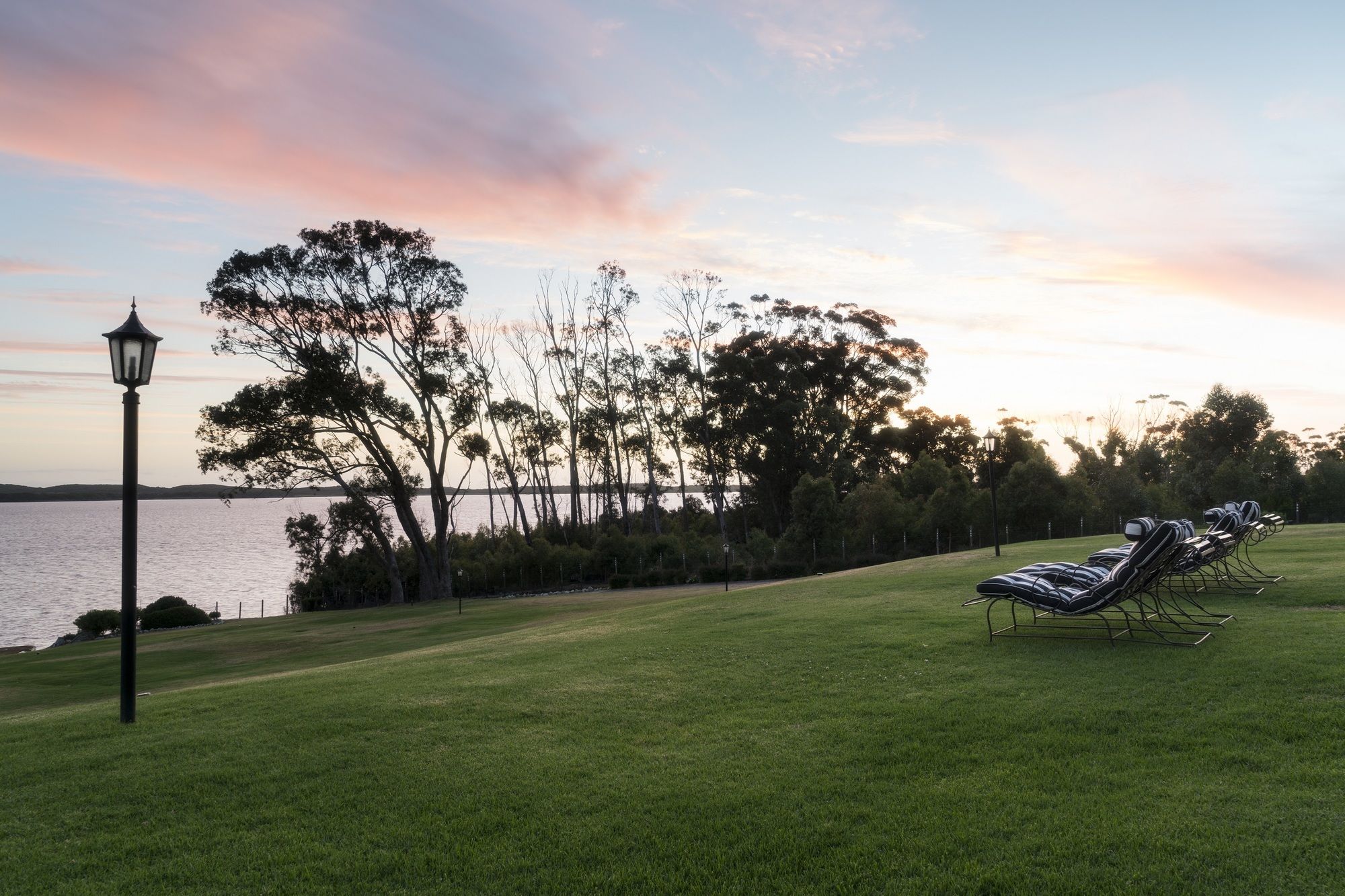 Фото The Thatch House Hermanus