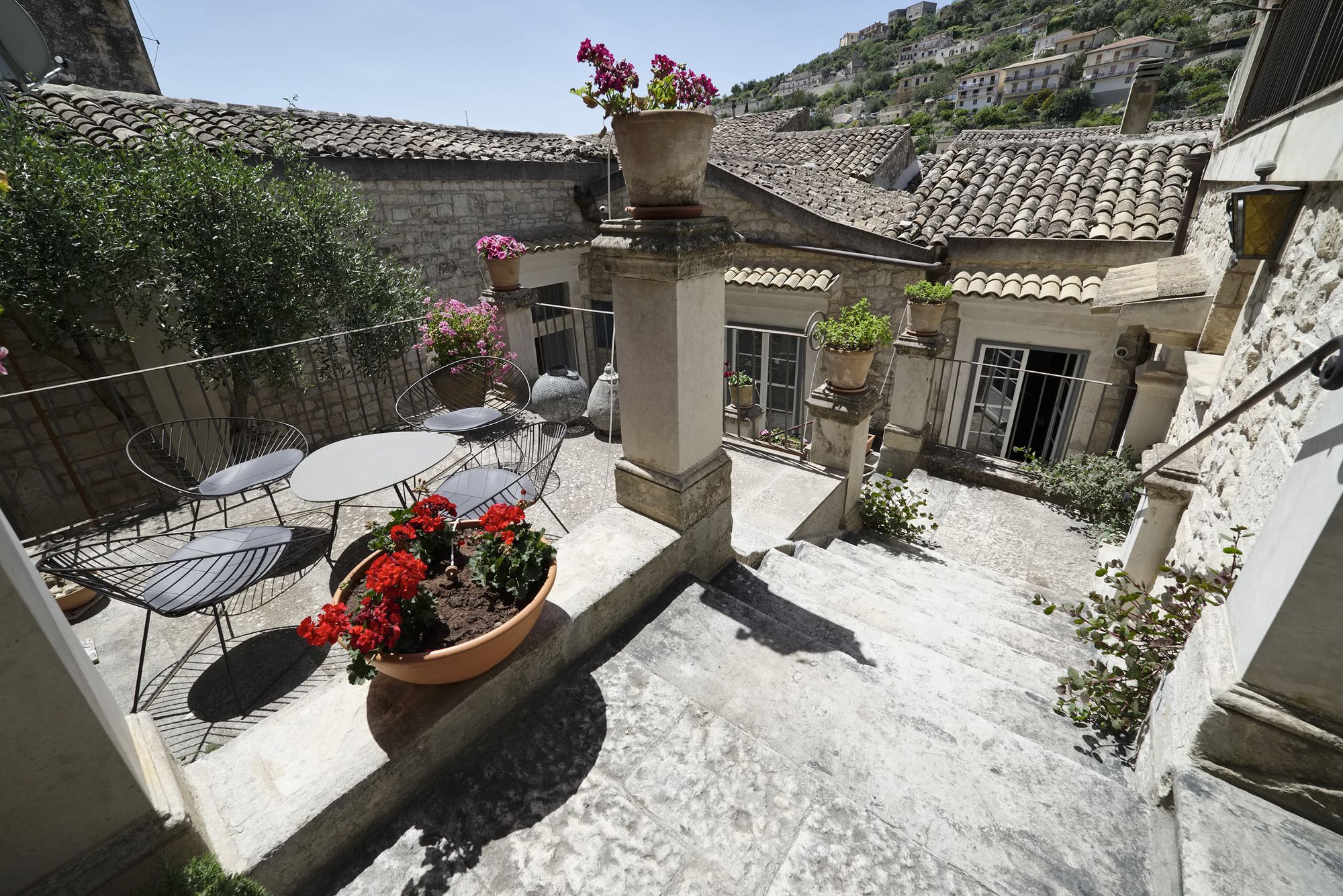 Фото Edel Emotional Domus Et Luxury