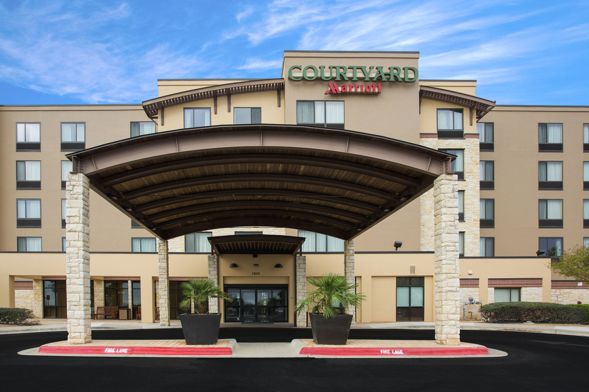 Фото Courtyard by Marriott Austin Airport