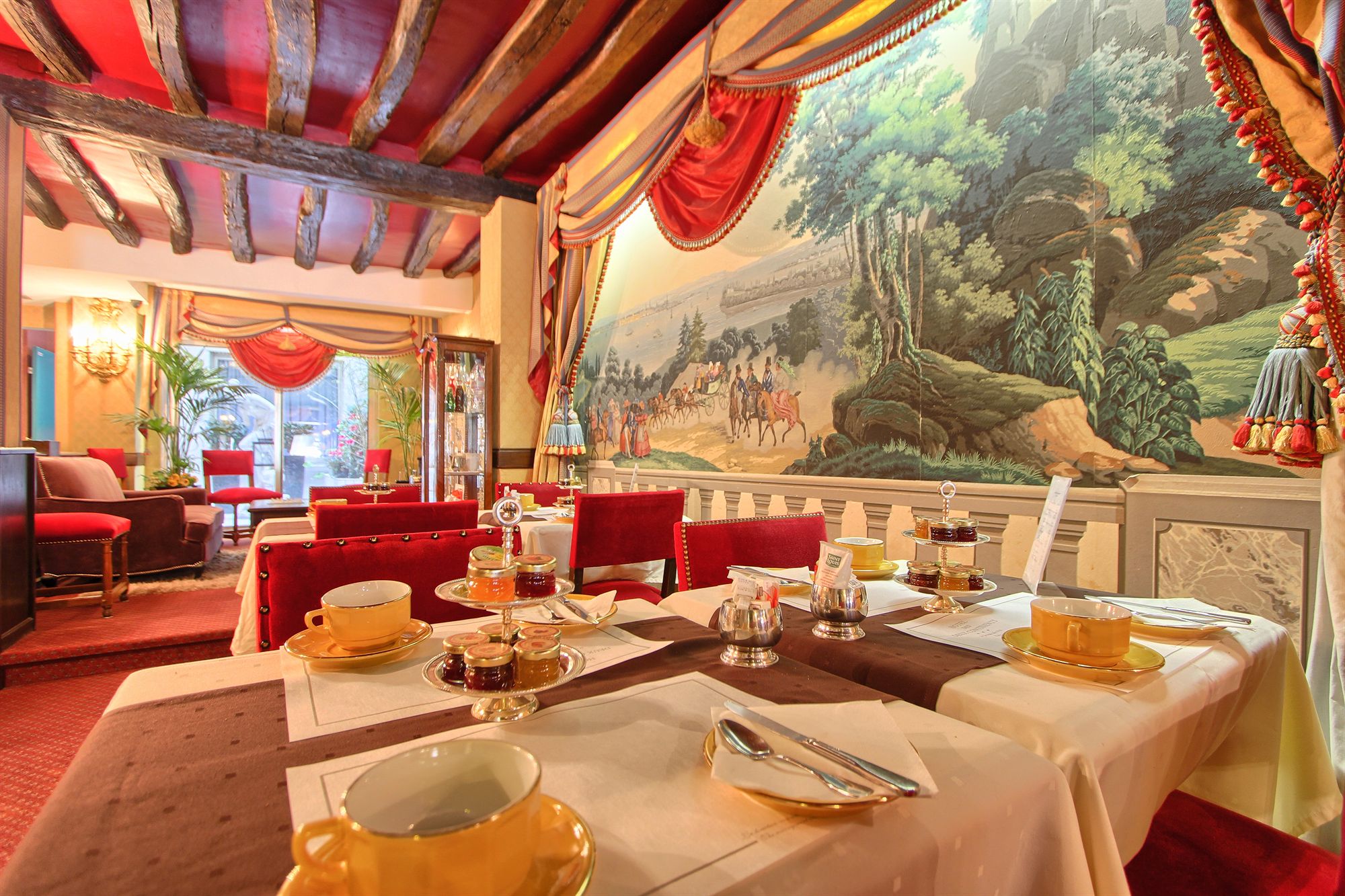 Фото Hotel des Deux Continents