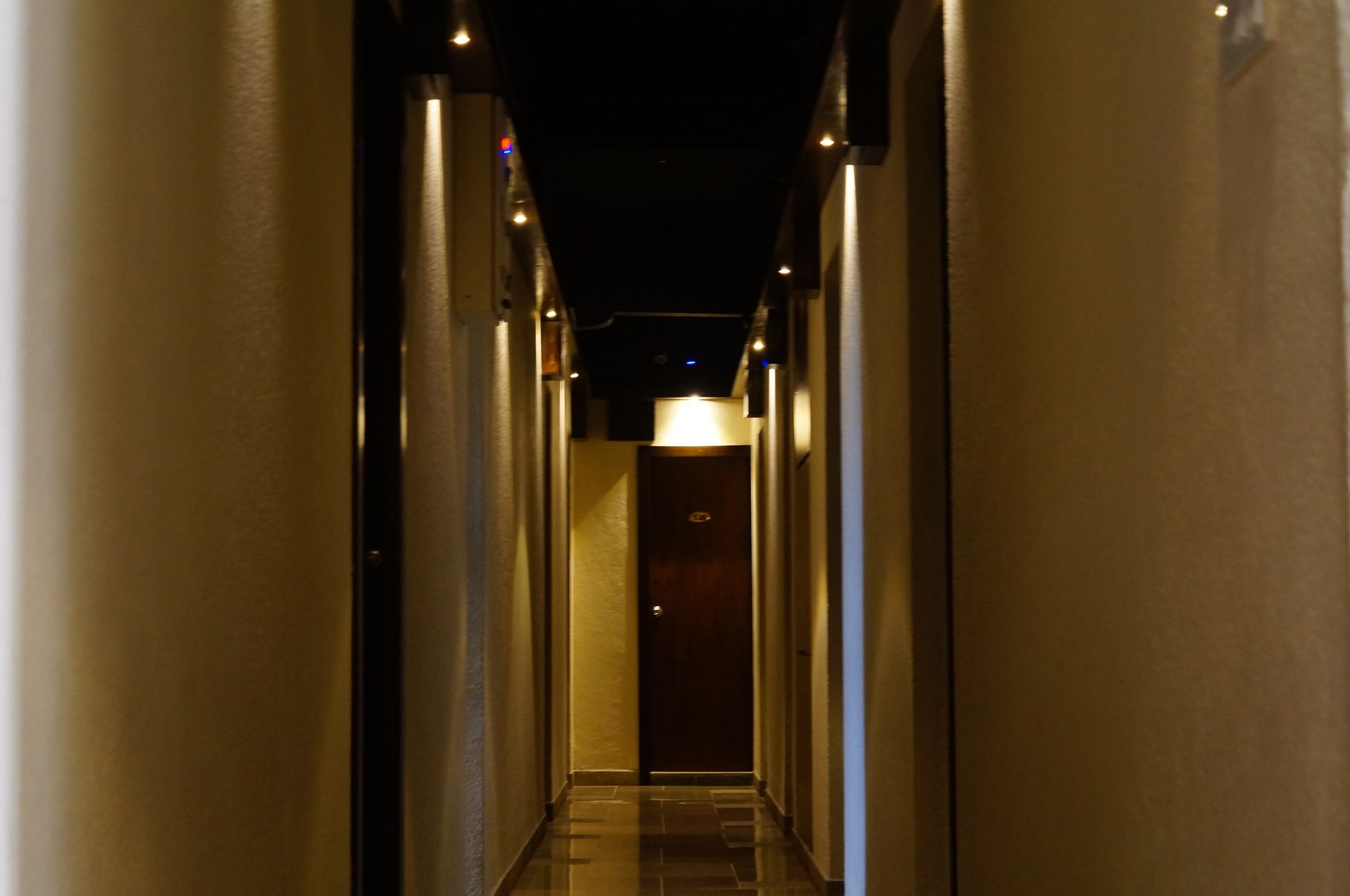 Фото Hotel Kumkum