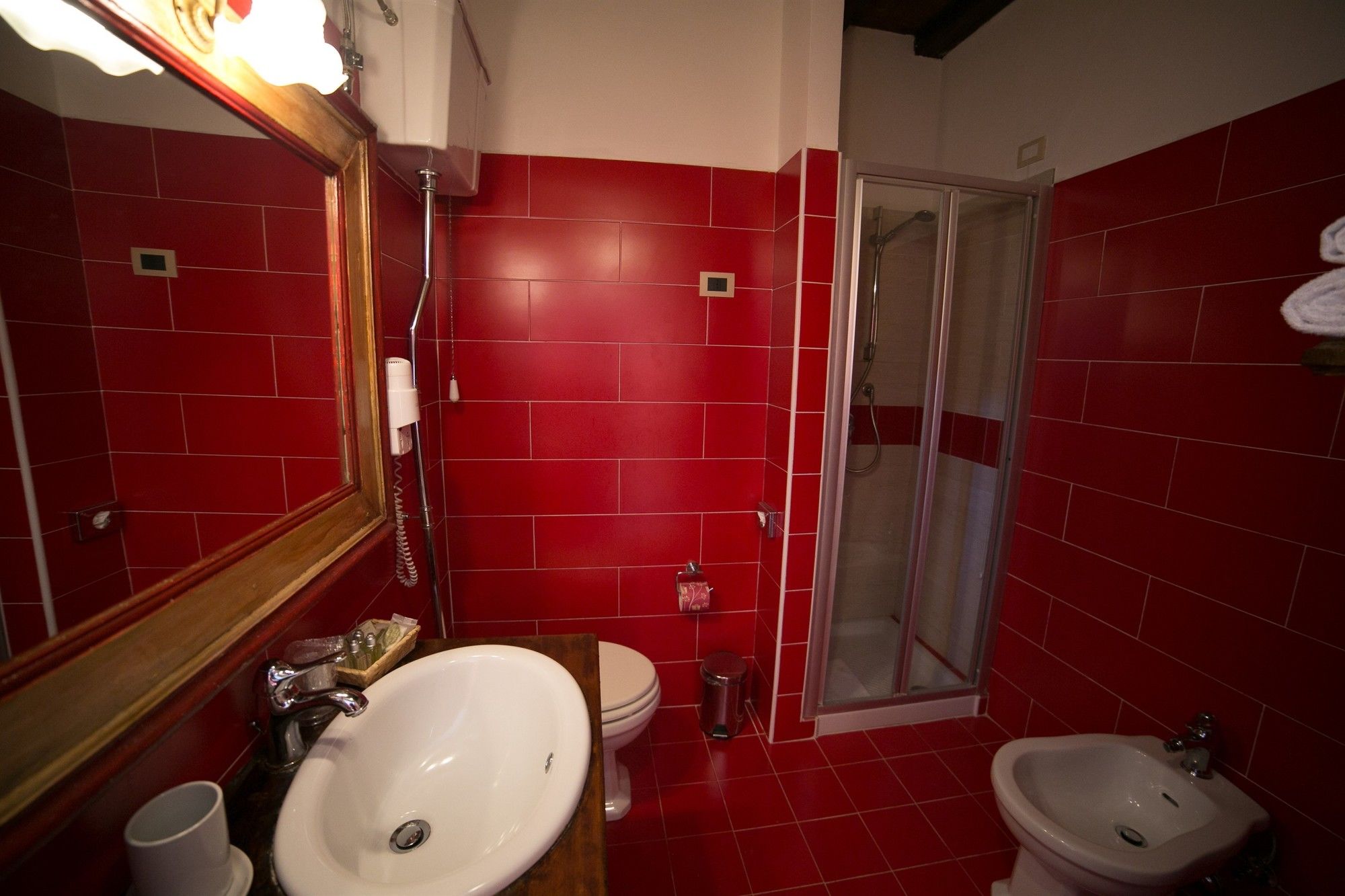 Фото Charme Hotel Henry's House