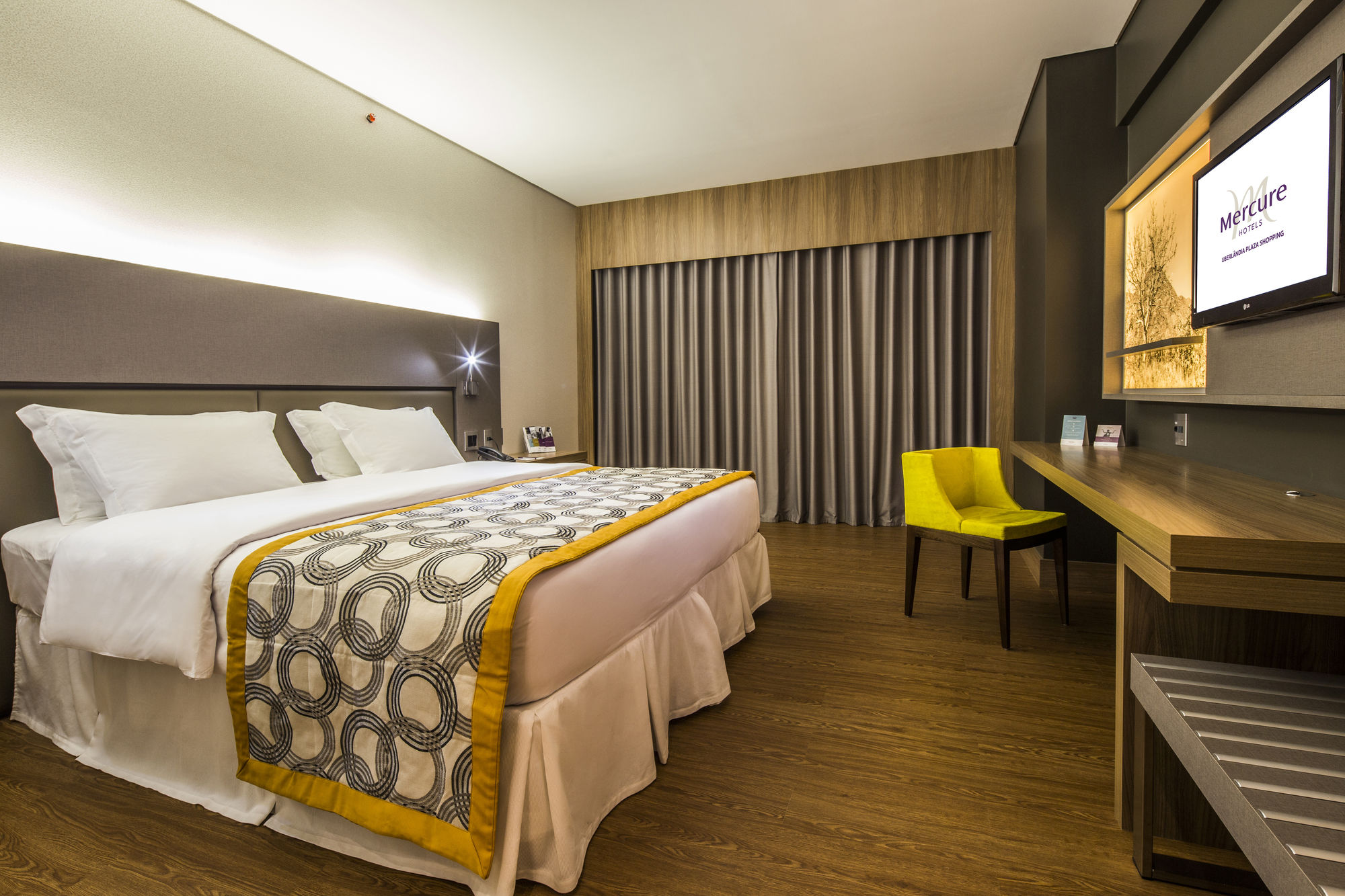 Фото Mercure Uberlandia Plaza Shopping Hotel