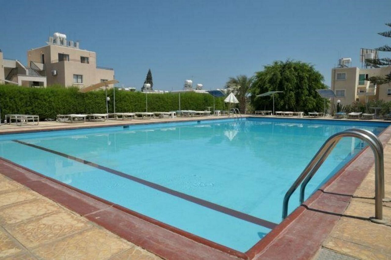 Фото DebbieXenia Hotel Apartments