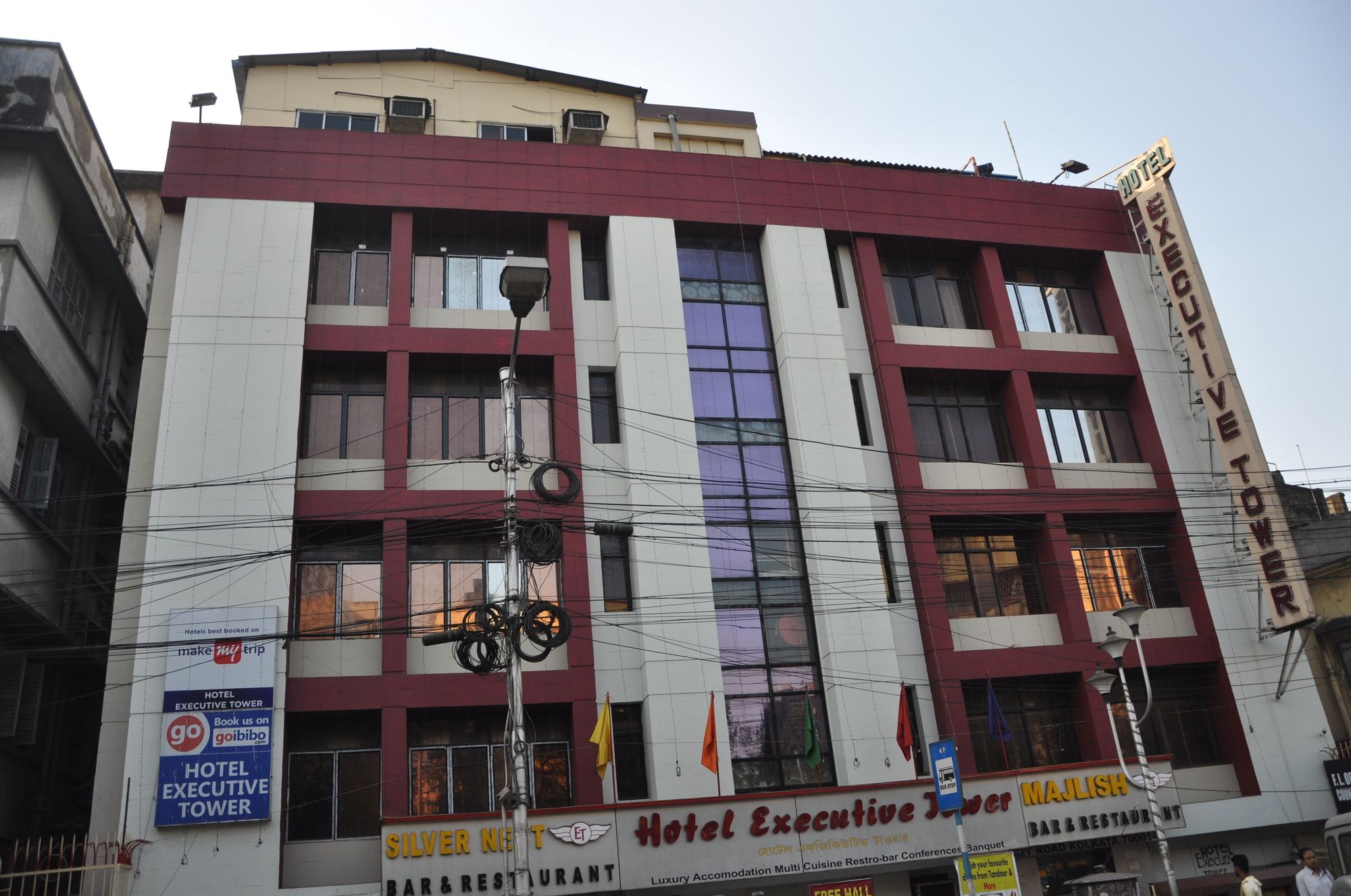 Фото Отель Executive Tower