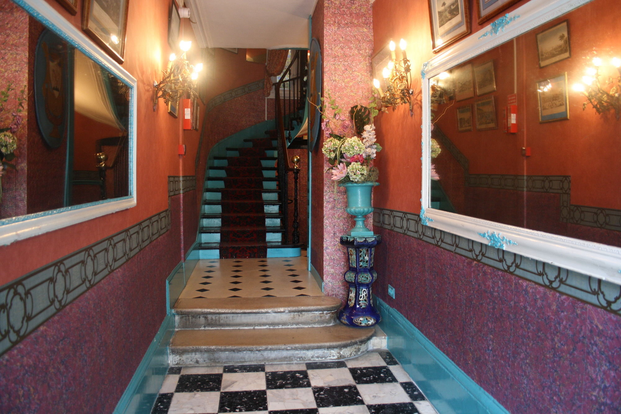 Фото Hôtel De Nice