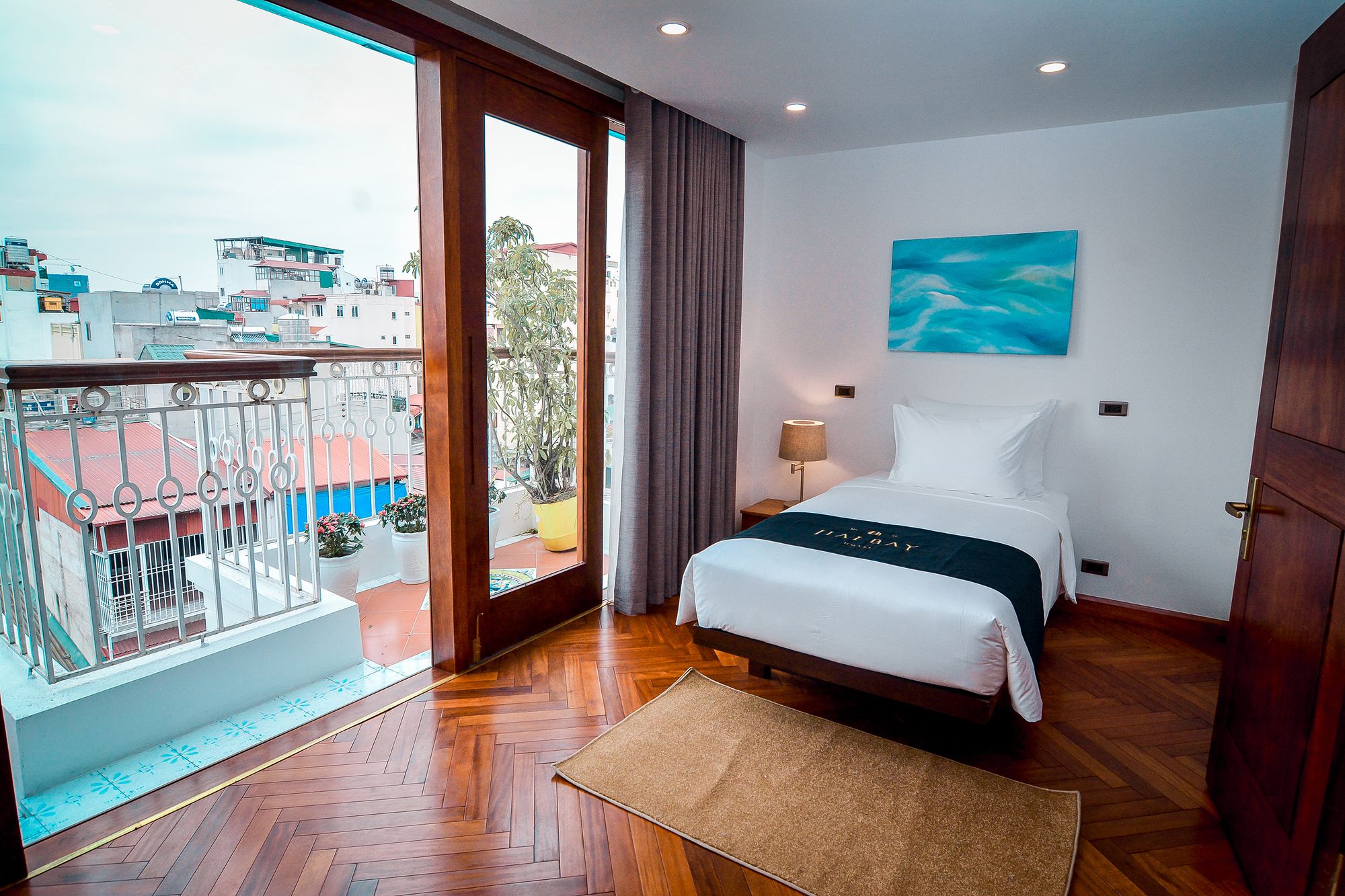 Фото Hai Bay Hotel