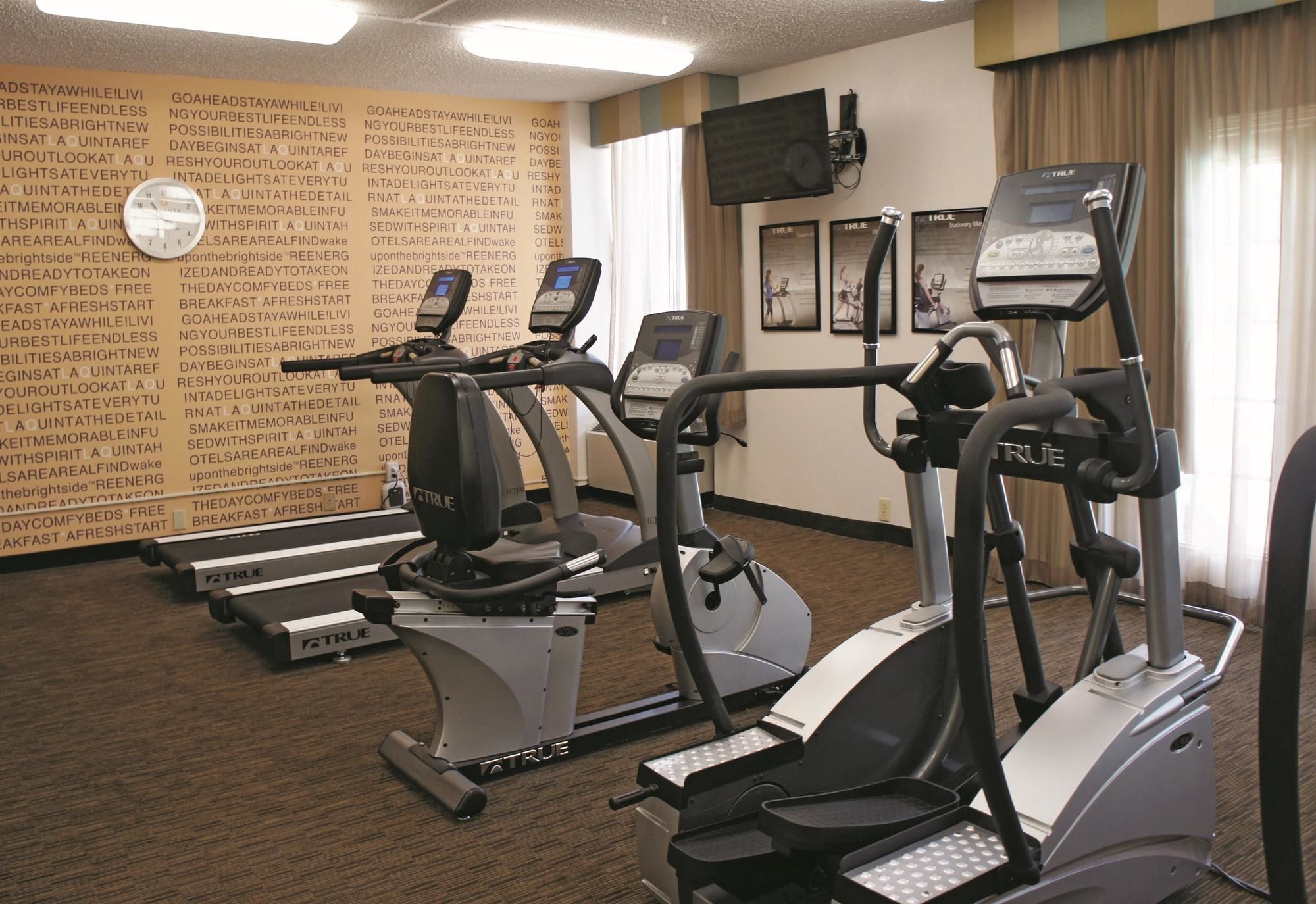 Фото La Quinta Inn & Suites by Wyndham Houston Stafford Sugarland