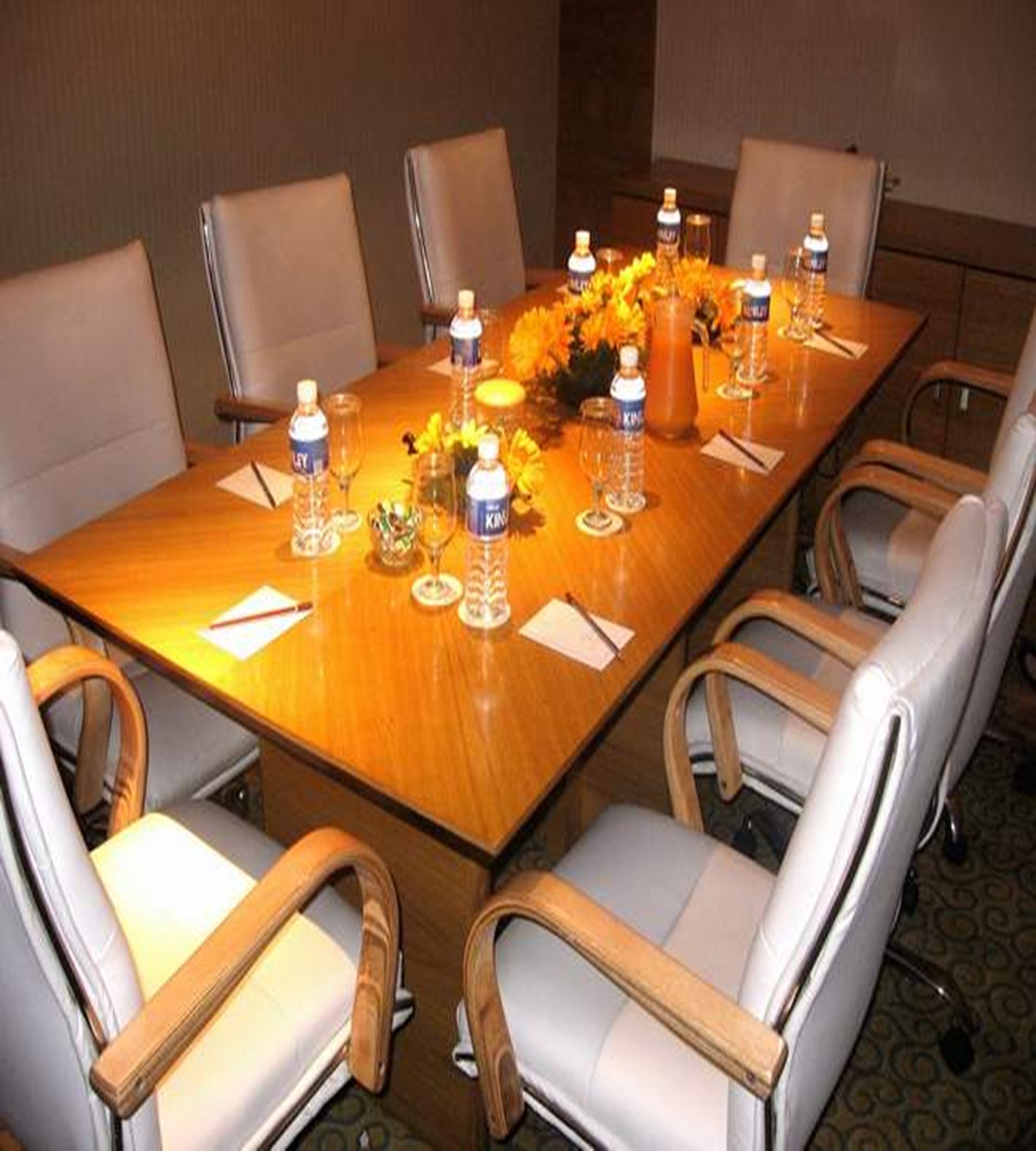 Фото Peerless Hotel Kolkata