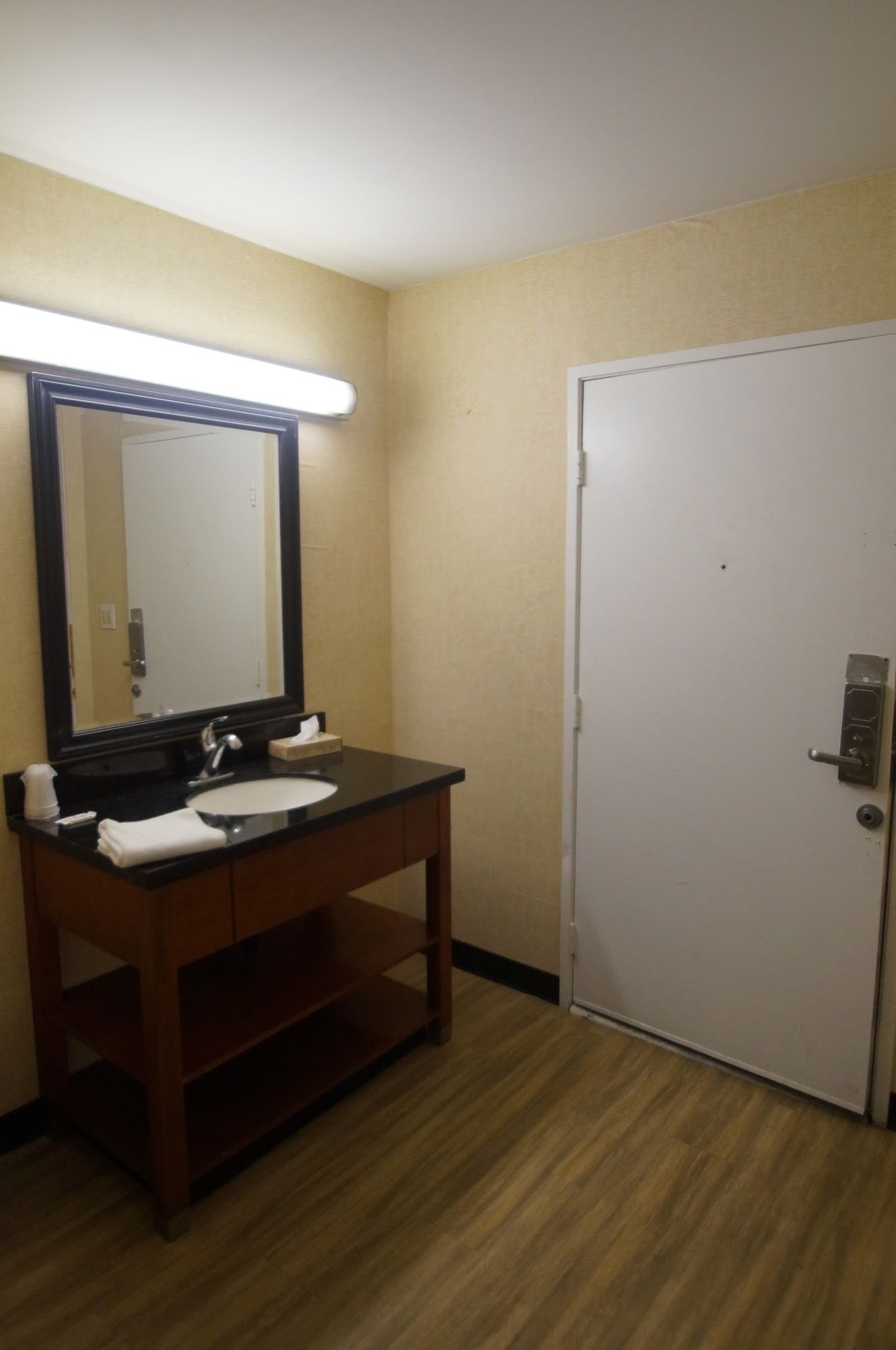 Фото Civic Center Inn Santa Ana