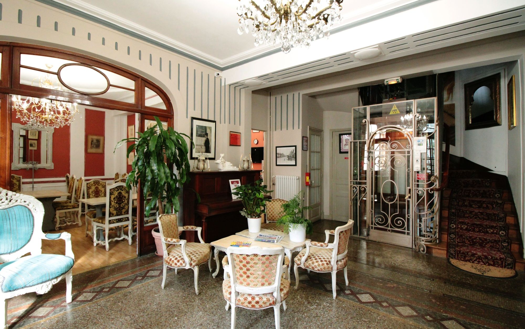 Фото Hotel Crystal