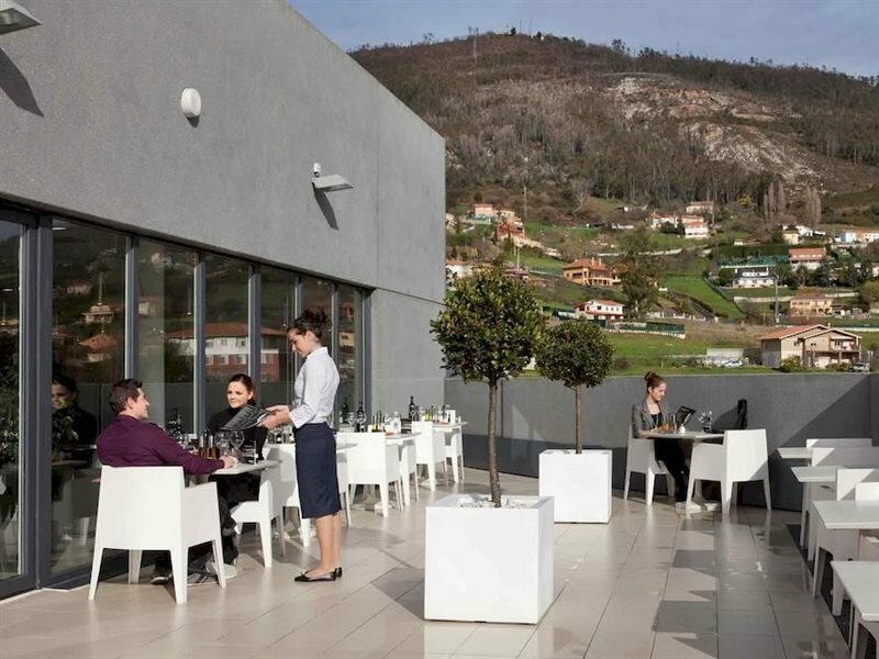 Фото Ibis Oviedo