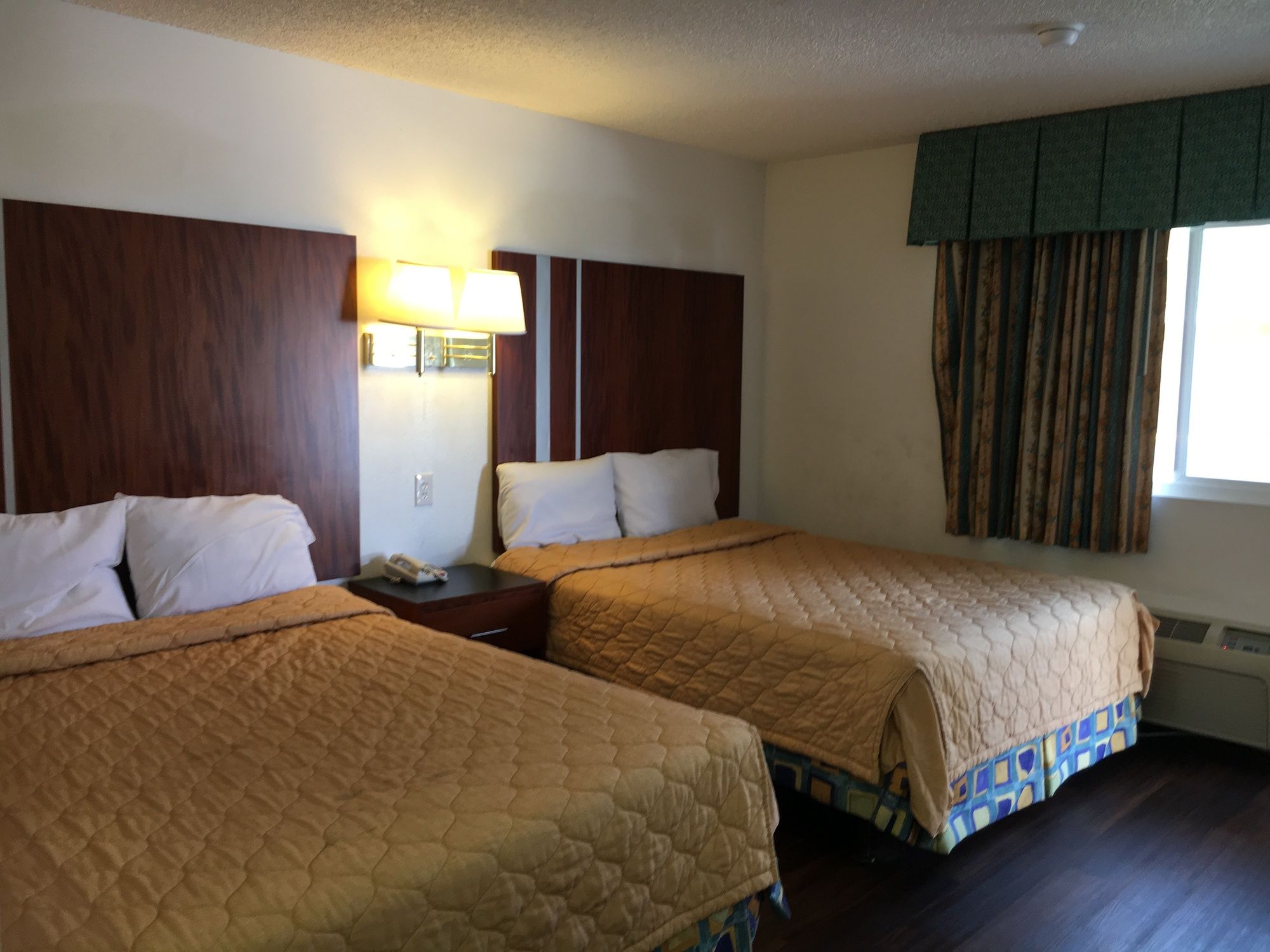 Фото отеля 3