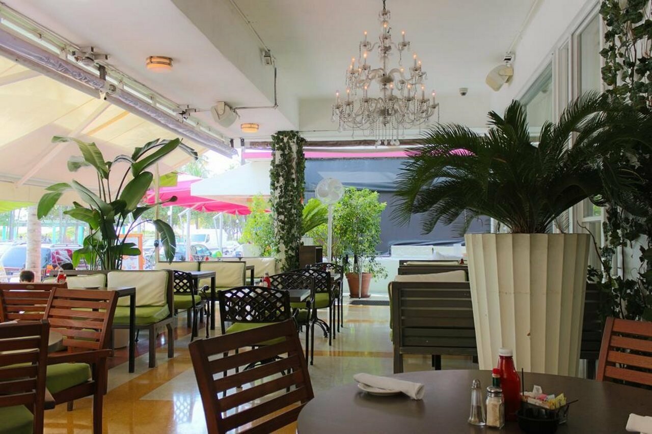 Фото Hotel Breakwater South Beach