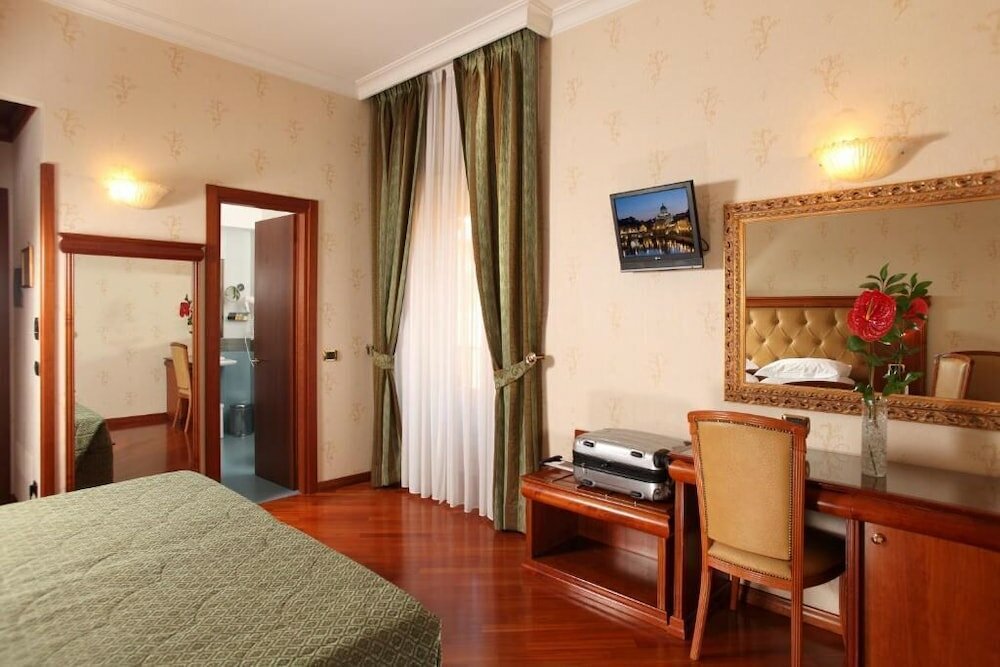 Фото Serena Hotel