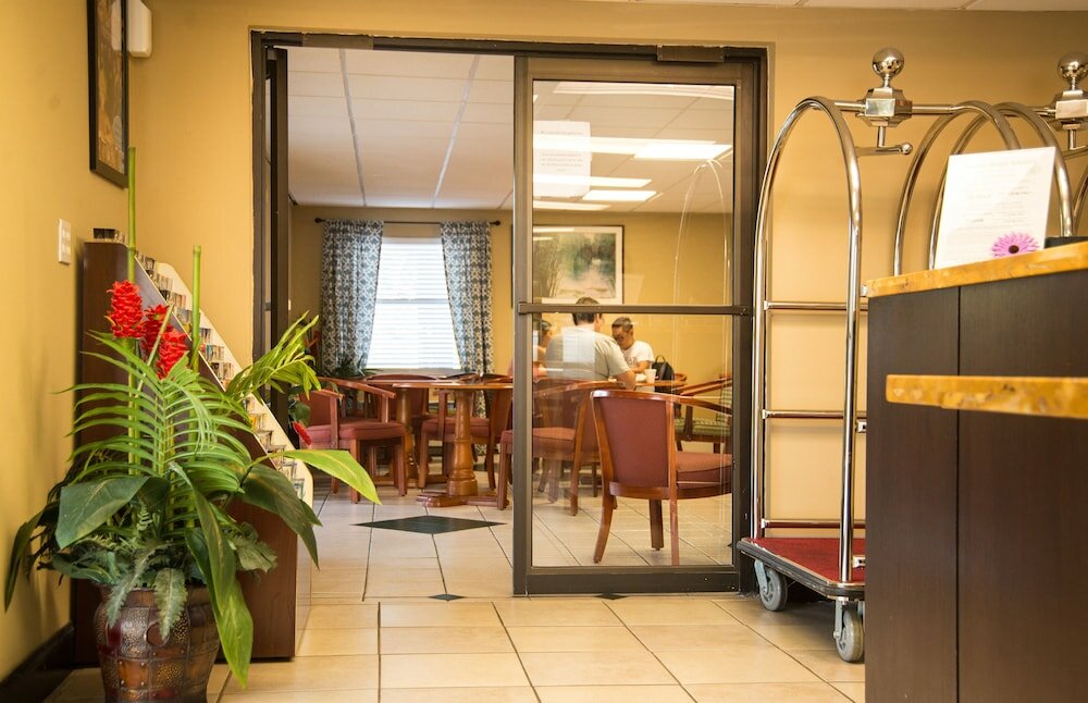 Фото Seasons Florida Resort