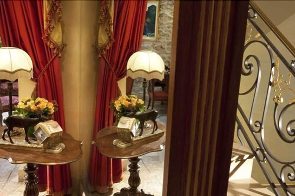 Фото Hôtel Kleber Paris & SPA