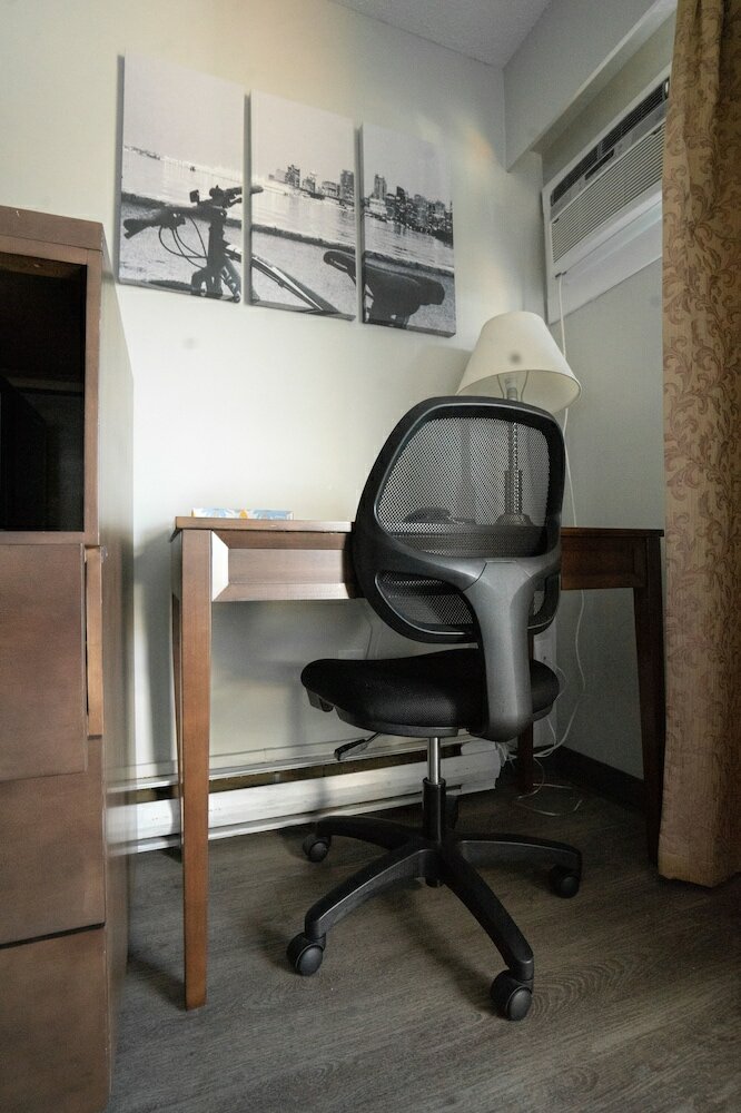 Фото The New 401 Inn