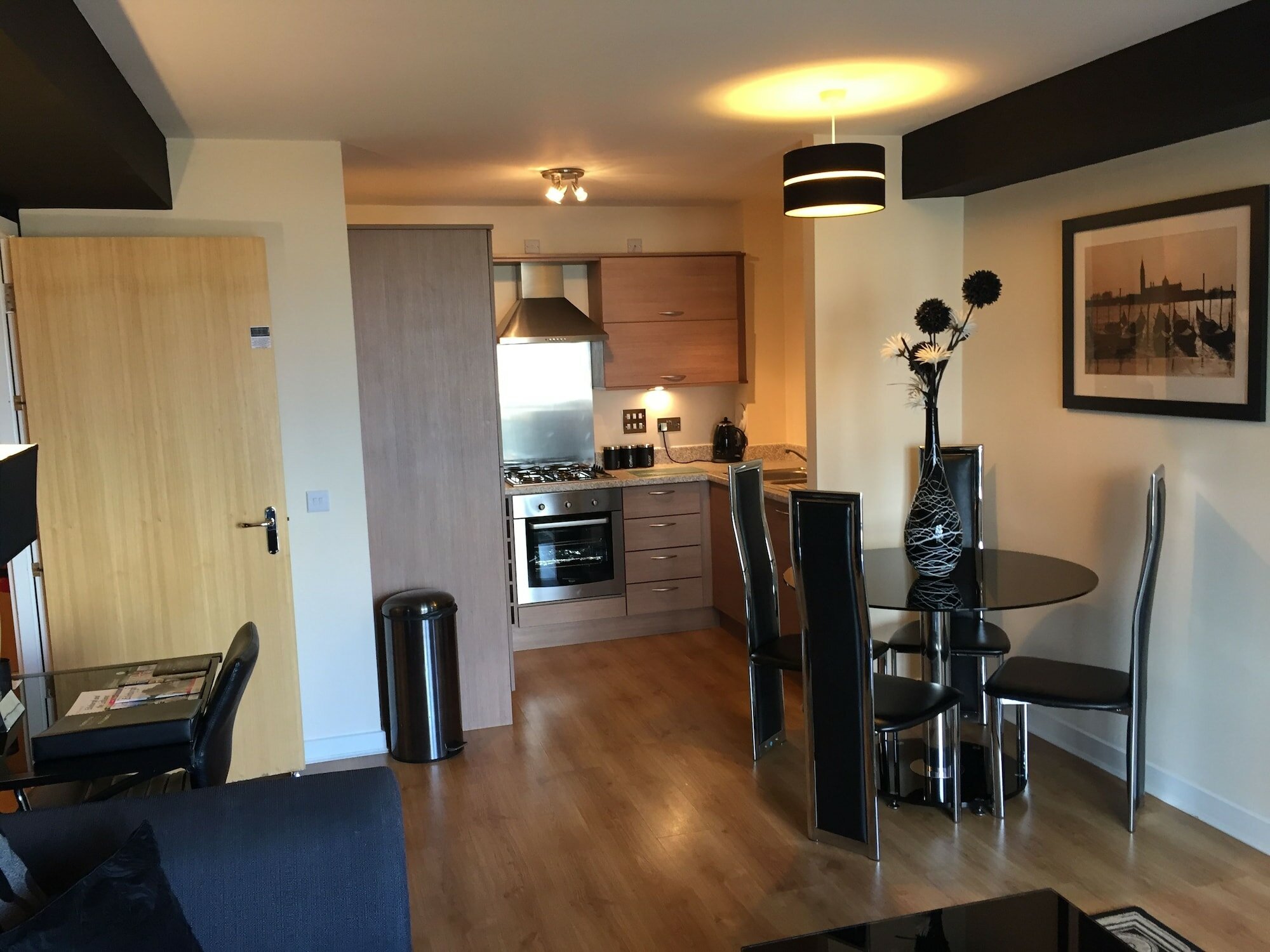 Фото Oakhill Apartments Edinburgh