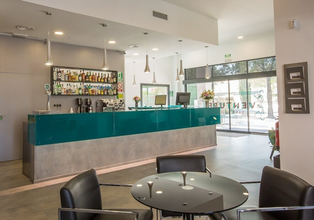 Фото Hotel Venture Sant Cugat