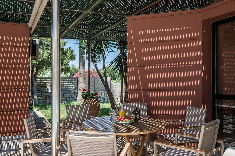 Фото Daphnis Villas