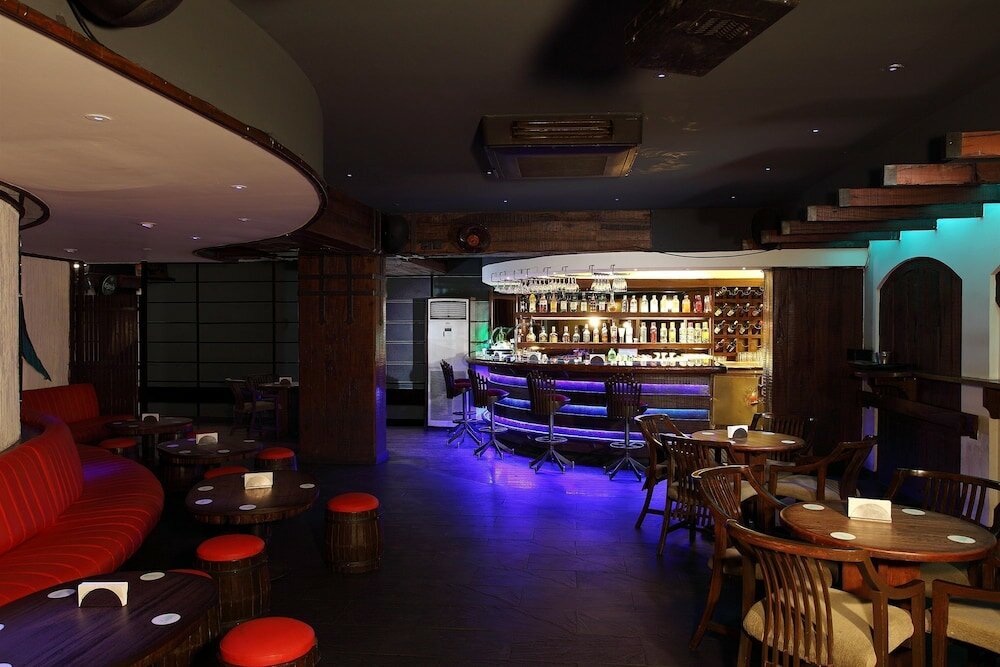 Фото Hotel Aurora Towers