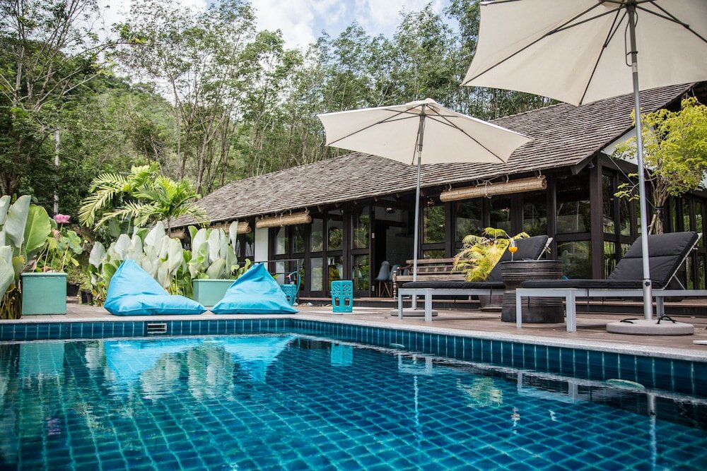 Фото Koyao Bay Pavilions