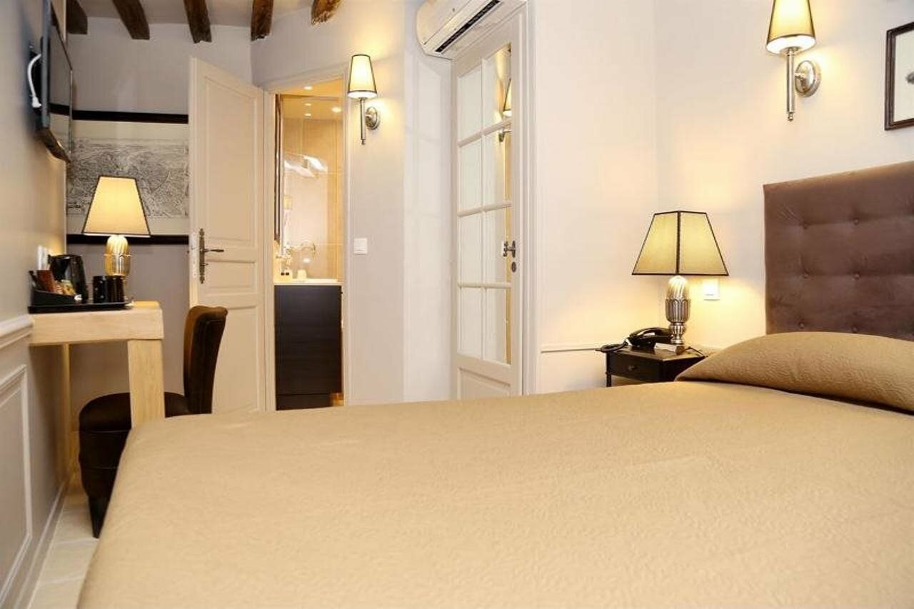 Фото Hotel Maison Saintonge