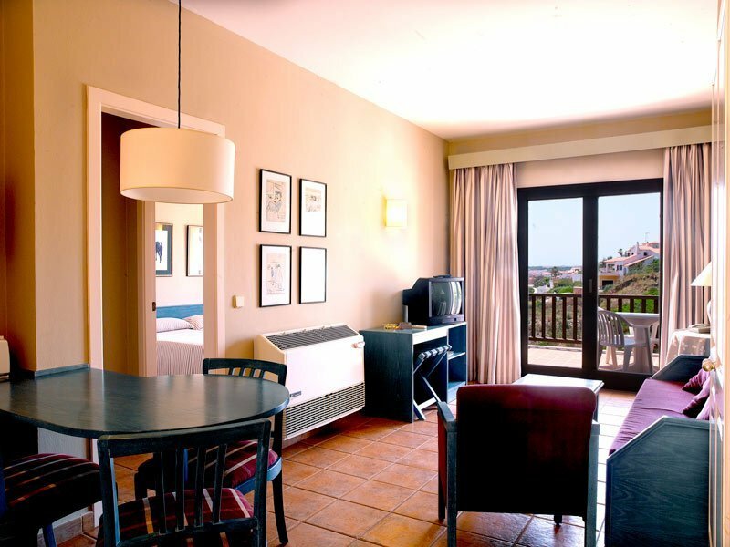 Фото Calallonga Hotel Menorca