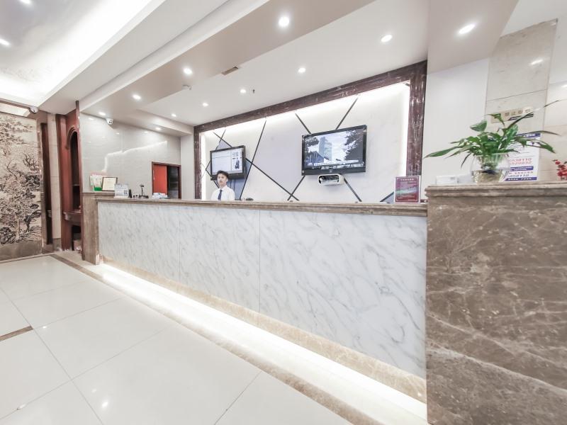 Фото GreenTree Inn NanNing LangDong Hotel