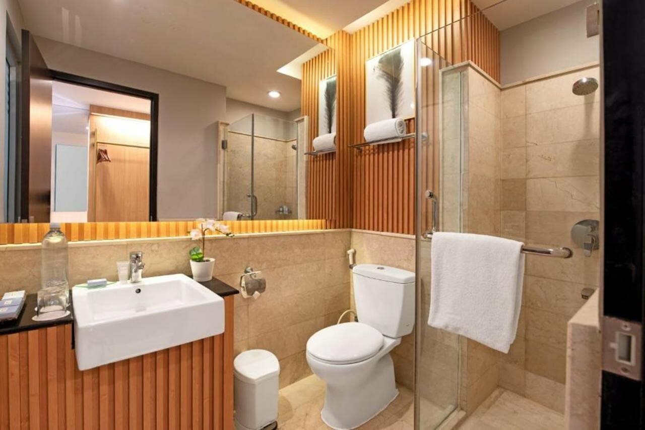 Фото Oakwood Hotel & Apartments Taman Mini Jakarta