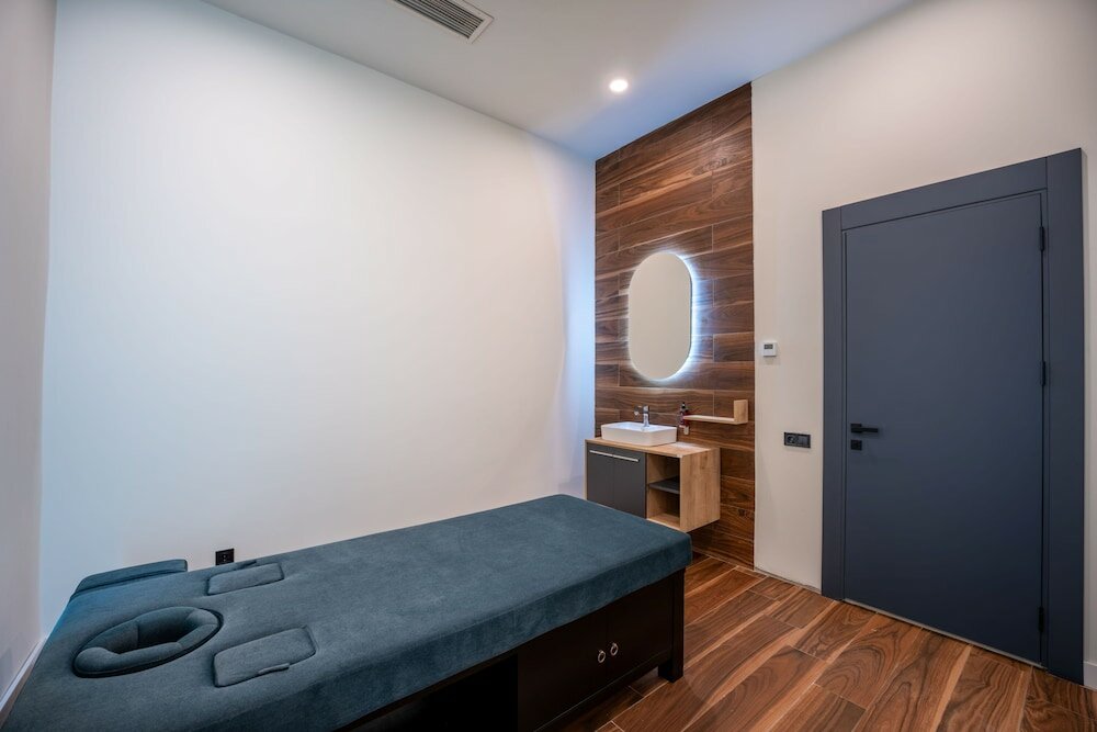 Фото Greenwood Hotel 