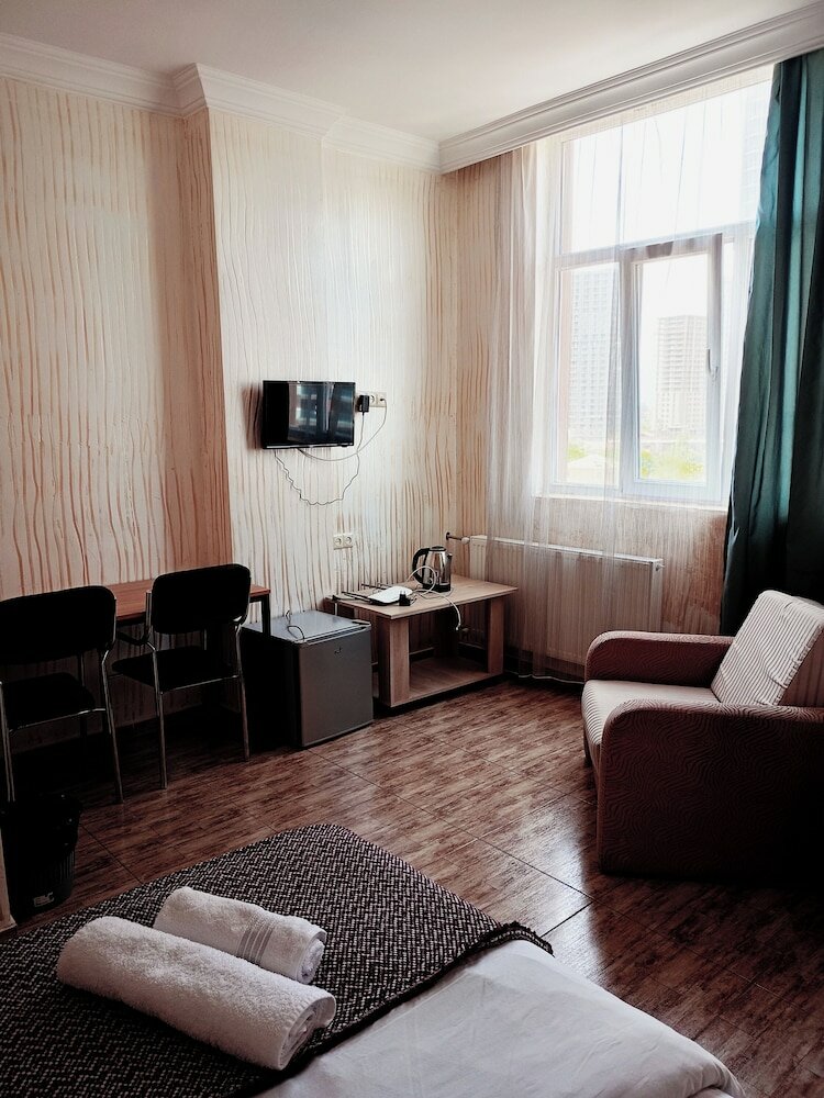 Фото Отель Batumi Inn