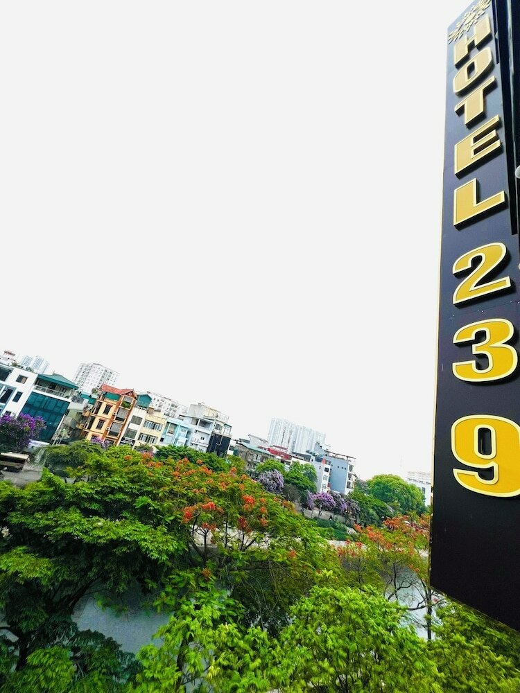 Фото 239 Hotel by RedDoorz