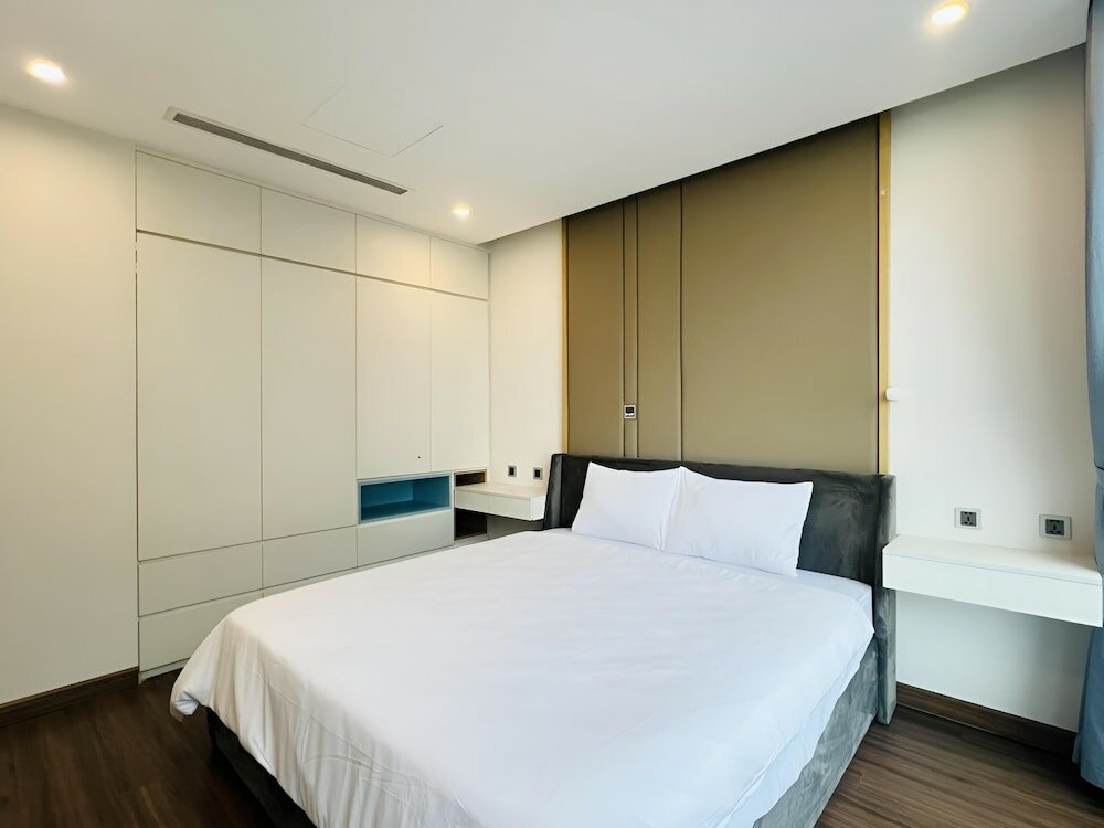 Фото Vinhomes Metropolis Ha Noi-Gem Apartment
