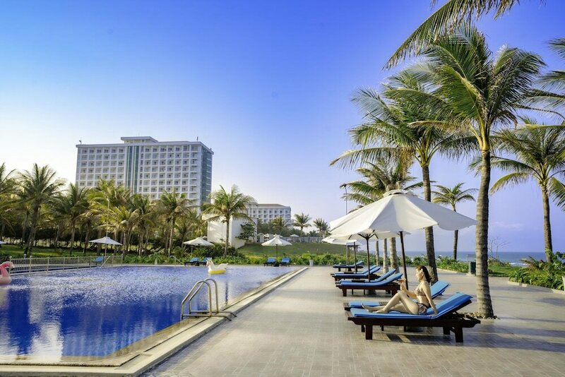 Гостиница Ocean Waves Resort Cam Ranh