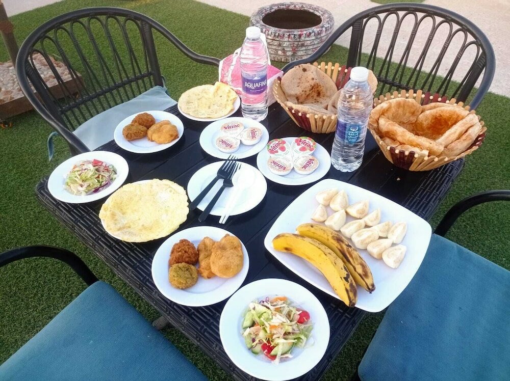 Фото Solima pyramids view