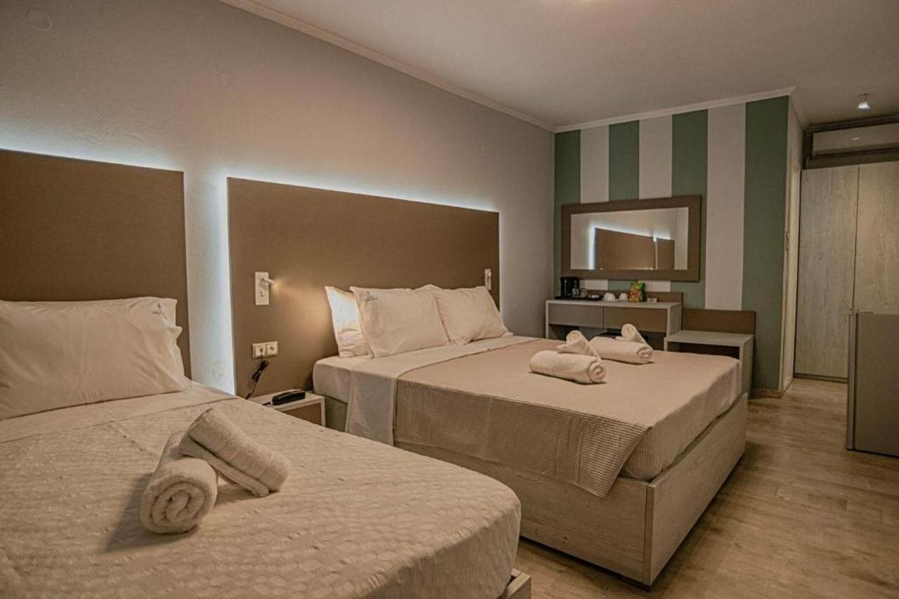 Фото Lighthouse Hotel