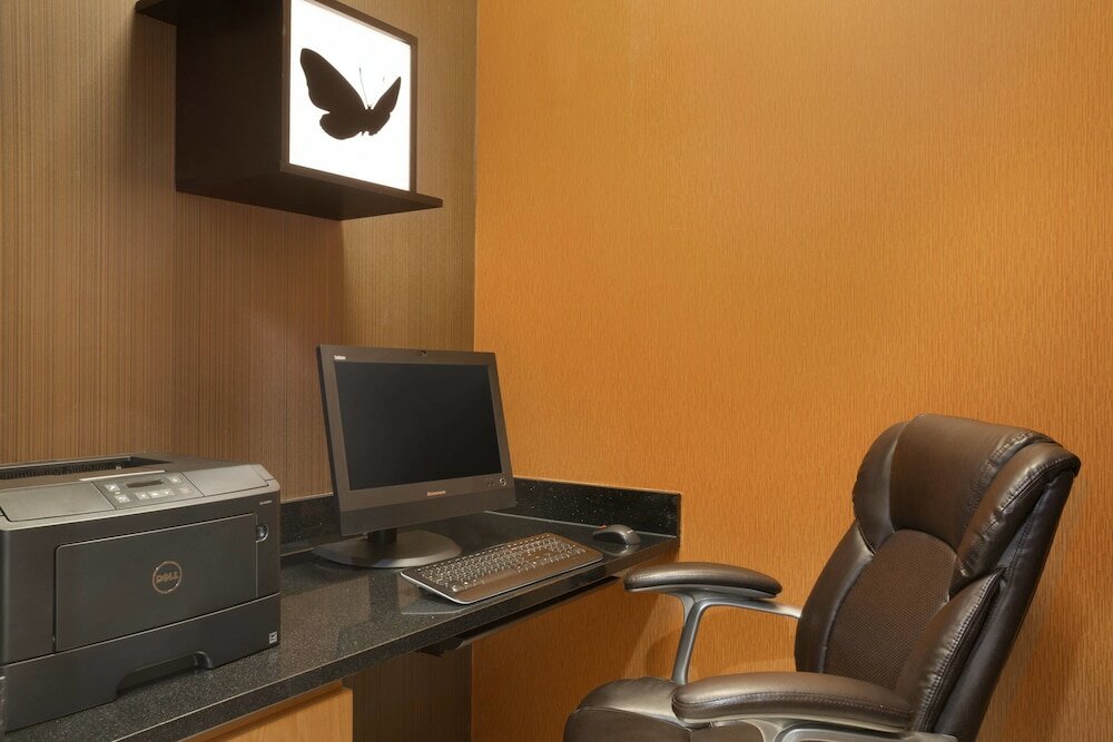 Фото Fairfield Inn & Suites Dallas Plano