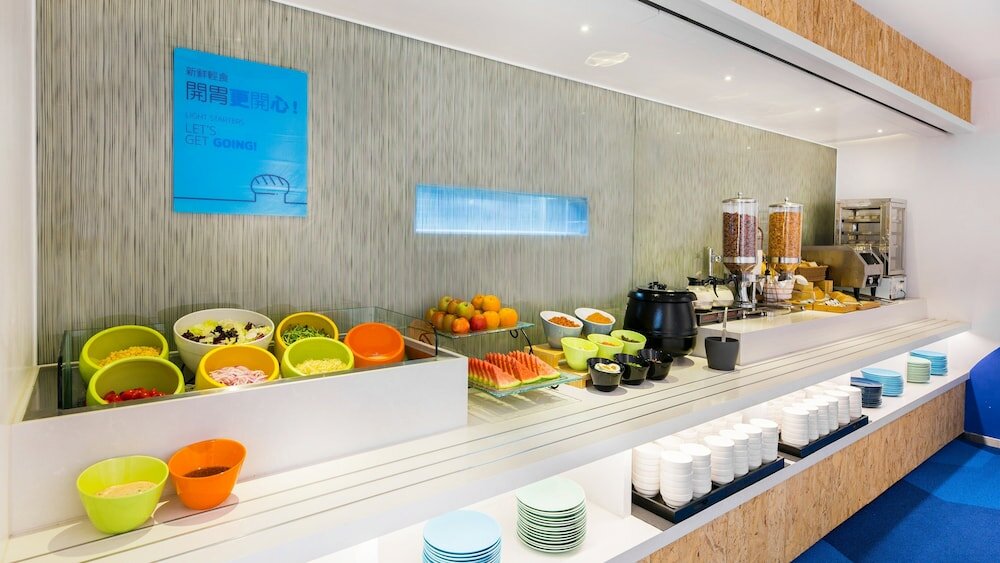 Фото Holiday Inn Express Taichung Fengchia, an Ihg Hotel