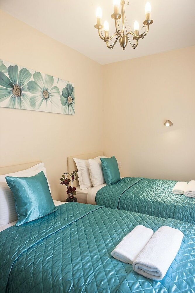 Фото ABC Hyde Park Hotel