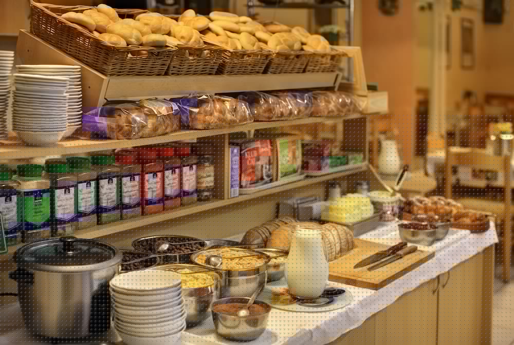 Фото Hotel Golden City Garni