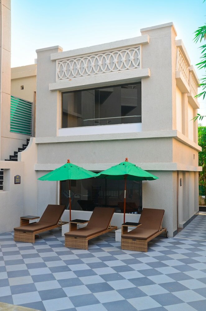 Фото Pramod Convention & Beach Resort
